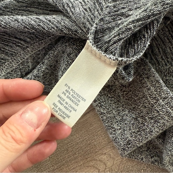 ❄️BF SALE❄️ New Mudd Jeans Heather Grey Hooded Cardigan Sweater - Picture 4 of 4